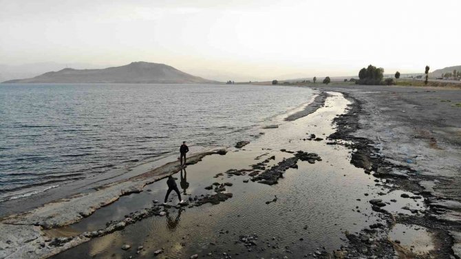Uzmanından Van Gölü İçin Uyarı