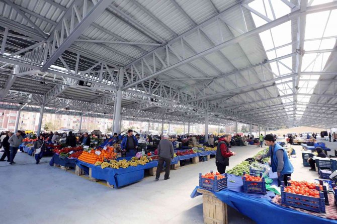 Yenimahalle’den Pazar Yerlerine Çevreci Dokunuş