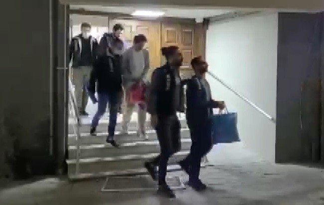 Akılalmaz Dolandırıcılığa İ̇zmir Merkezli 3 İlde Operasyon: 6 Gözaltı