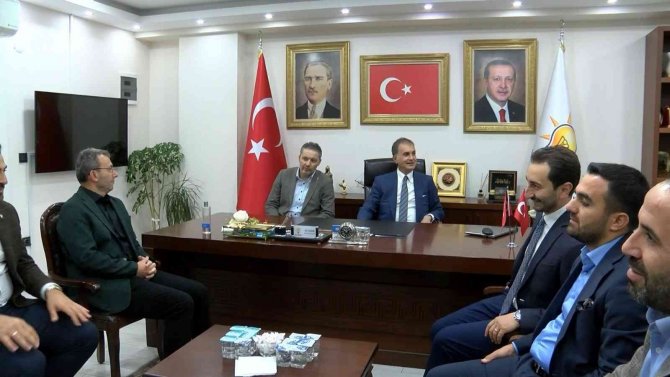 Ak Parti Sözcüsü Çelik: "Altılı Masa, Bir Yıldır Vatandaşı Oyalayarak Karar Açıklayacaklarını Söylüyor"