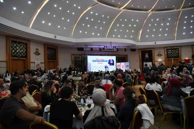 Cumhurbaşkanı Yardımcısı Oktay: "Kılıçdaroğlu Abd’de Turistik Gezi Yapıyor"