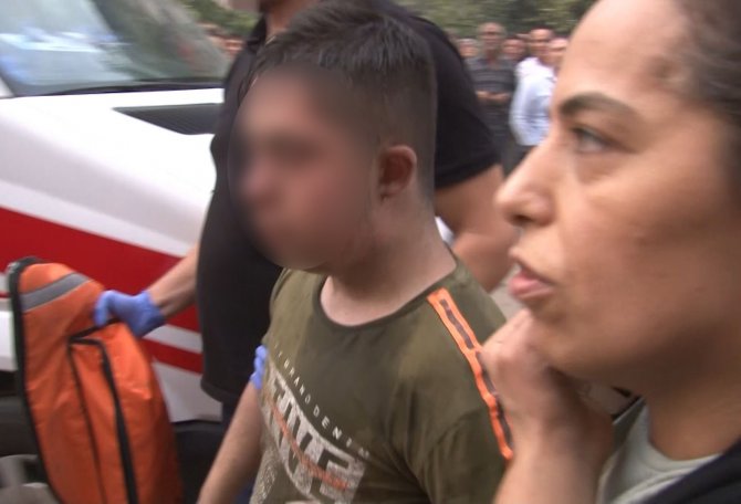 Yangına Uyurken Yakalanan Otizmli Çocuğu Pazardan Koşarak Gelen Ağabeyi Kurtardı