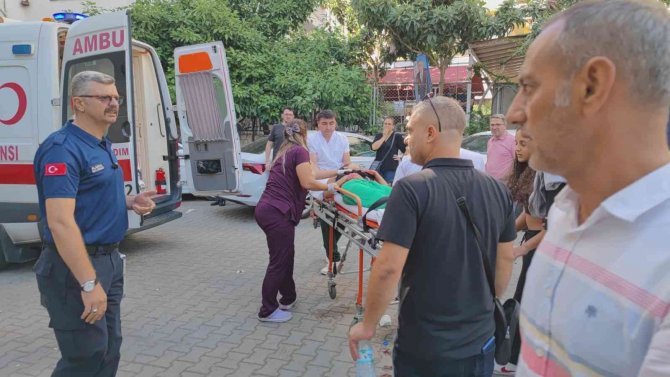 3 Kız Öğrenciyi Yaralayan Baba Ve Kızı Tutuklandı