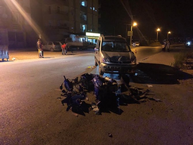 Motosiklet Kazasında 2 Yaşındaki Oğluyla Ölümden Döndü