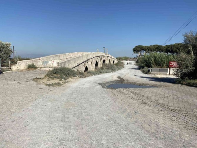 Yarım Asırlık Tarihi Köprü İlk Günkü Gibi Sapasağlam Duruyor
