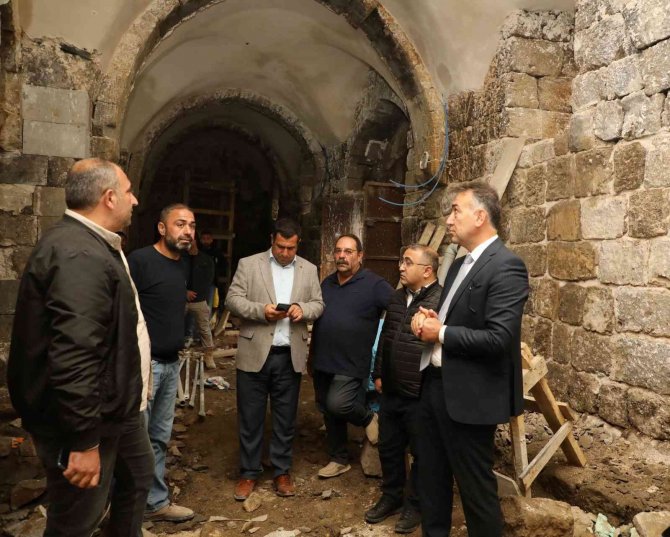 Vali Çağatay Devam Eden Projeleri İnceledi