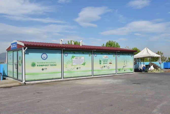 Bursa’da Pazar Atıkları Gübreye Dönüşüyor