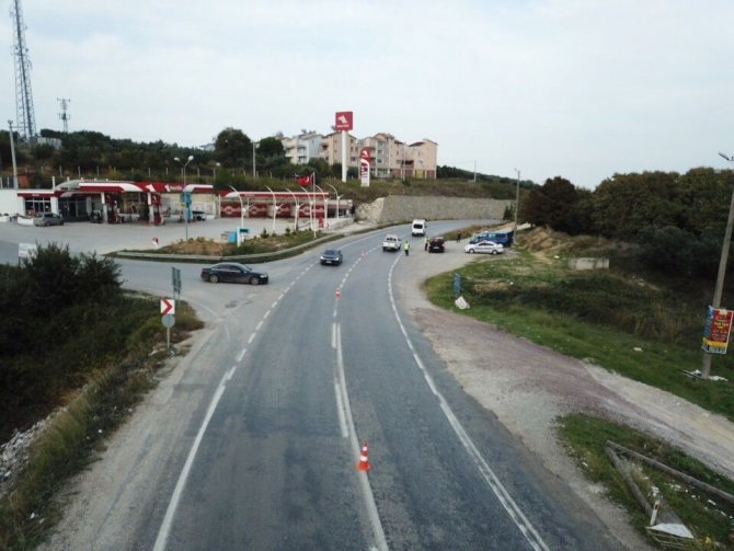 Yalova -Armutlu Kara Yolunda Hatalı Sollamalara Dronlu Denetim