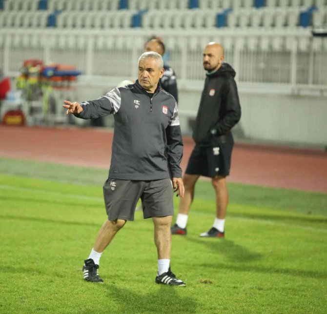 Rıza Çalımbay: “İ̇yi Bir Galibiyetti”