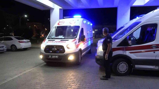 Elazığ’da Bıçaklı Kavga: 1 Ölü, 2 Yaralı