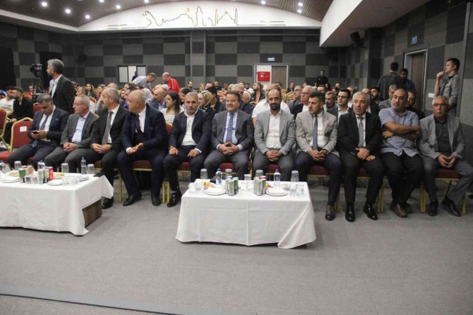 Elazığ’da Yılın Spor Enleri Ödül Programı