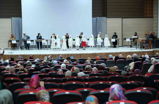 Erzincan’da "Siyer-i Nebi Bilgi Yarışması" Düzenlendi