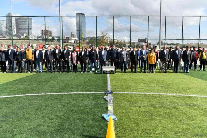 Esenyurt Belediye Başkanı Bozkurt’tan Amatör Spor Kulüplerine Malzeme Desteği