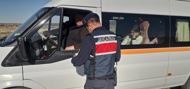 Jandarma Uygulamalarında 28 Araca 16 Bin 626 Lira Ceza Uygulandı