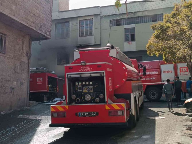 Gaziantep’te İplik Atölyesinde Yangın