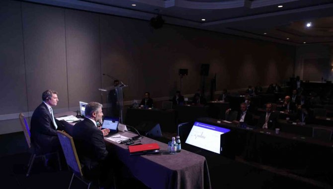 Hazine Ve Maliye Bakanı Nebati, Standard Chartered Organizasyonuyla Düzenlenen Yatırımcı Forumuna Katıldı