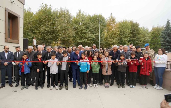 Öğrenciler Bilimi, Şenlikte Öğreniyor