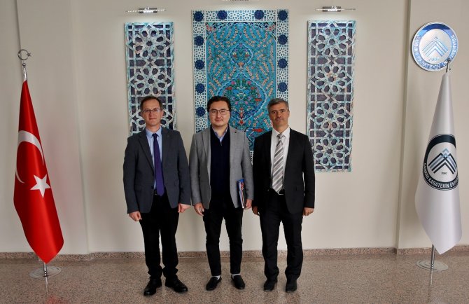 Kazakistan Konsolosluğundan Çakü’ye İş Birliği Ziyareti