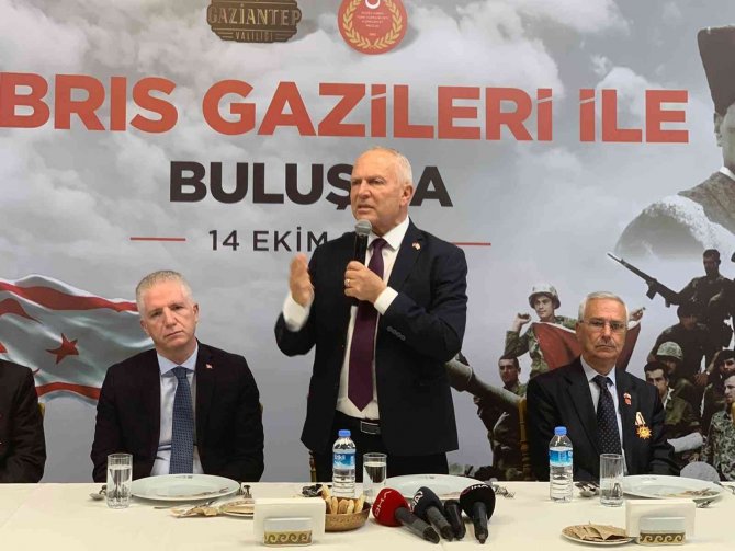 Kktc Meclis Başkanı Töre, Kıbrıs Gazileriyle Buluştu