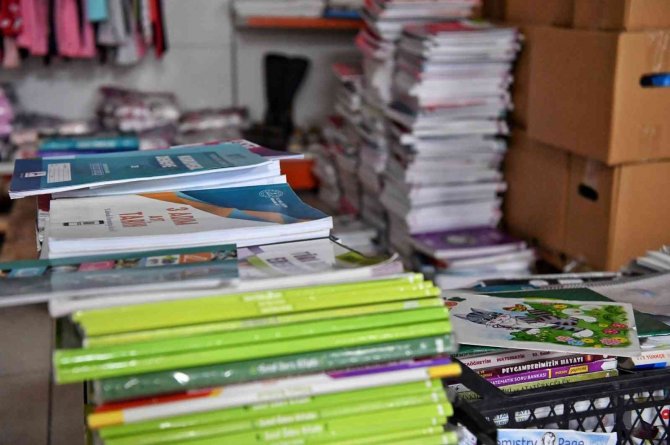 Konyaaltı’nda 166 Ağaç Kesilmekten Kurtuldu