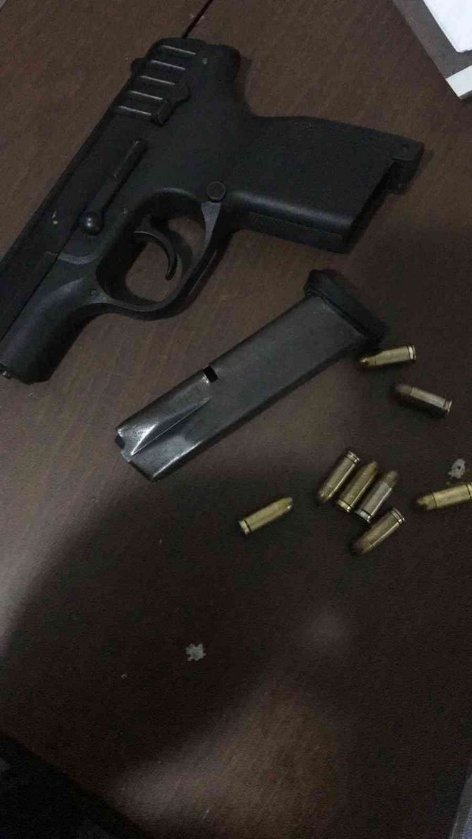 İ̇nternet Dolandırıcılarına Polisten Dev Operasyon: 23 Gözaltı