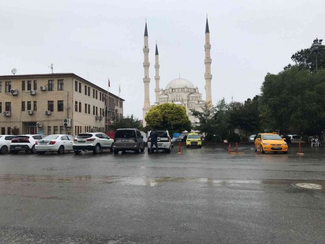 Meteoroloji Uyarmıştı, Iğdır’da Sağanak Yağış Başladı