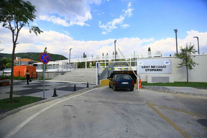 Menteşe Kent Meydanı Açılışa Hazırlanıyor