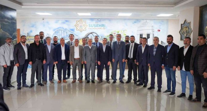 Özdemir, “Büyük İlçelerde Ticaret Odaları Kurulması İçin Çalışmalar Yapacağız,”