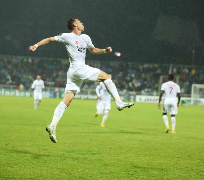 Sivasspor’da Hakan Arslan, Siftah Yaptı