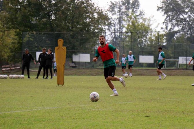 Sakaryaspor, Adanaspor Maçı Hazırlıklarını Sürdürüyor
