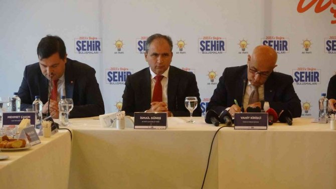 Bakan Kirişci: "Türkiye’nin Tutarlı Duruşu Sayesinde Doğal Gazın Üstesinden De Gelinecek"