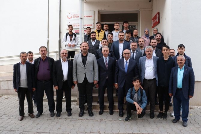 Başkan Öztürk, Milletvekili Yediyıldız’a Taşova’daki Çalışmalarını Anlattı