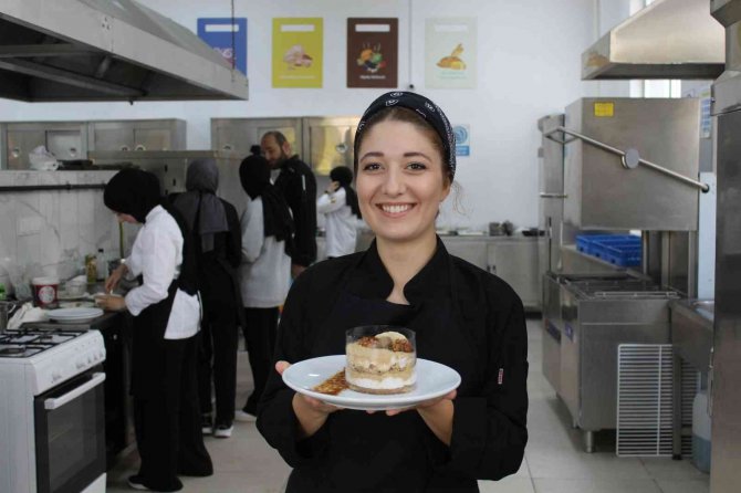 Aşçılar Yöresel Lezzetler İçin Yarıştı