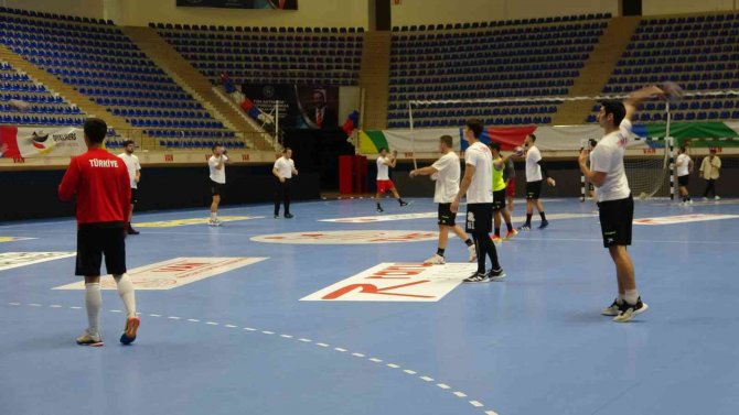 A Milli Erkek Hentbol Takımı, Kuzey Makedonya Maçına Hazır