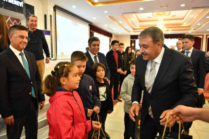 Balıkesir’de İ̇l Milli Eğitim Danışma Komisyonu Toplandı