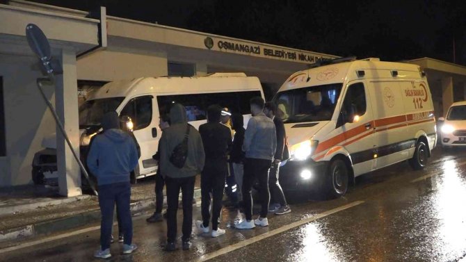 Polis Kaza Yapan Sürücüyü Tespit Etti, O, “Ben Değilim” Dedi