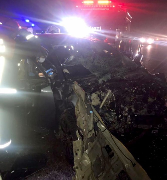 Karacabey’de Trafik Kazası: 1 Ölü, 1 Yaralı