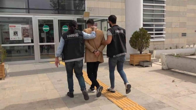 Oyuncak İçerisinde Uyuşturucu Saklayan Şüpheli Tutuklandı