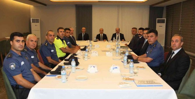 Aktaş, Osmaniye’de ‘Asayiş Değerlendirme Toplantısı’na Katıldı