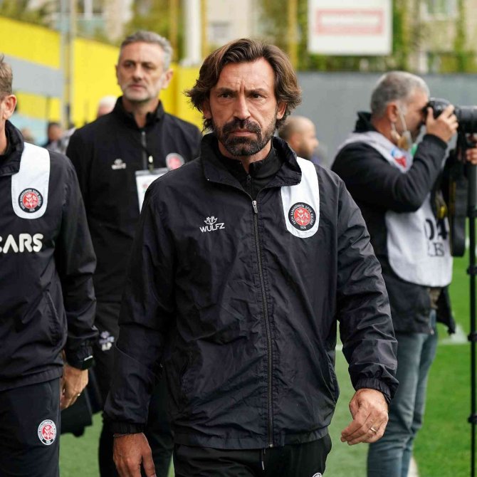 Andrea Pirlo’dan Kadroda 3 Değişiklik