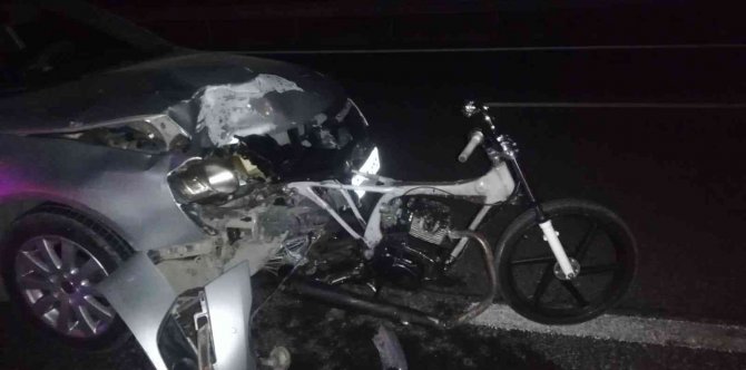 Otomobilin Çarptığı Motosikletli Genç Kurtarılamadı