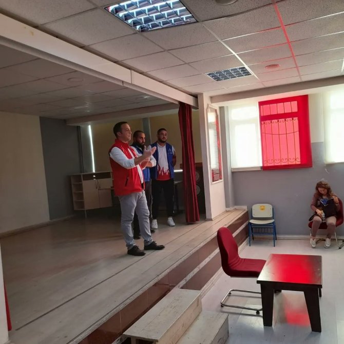 Çilimli’de Faaliyetler Öğrencilere Anlatıldı