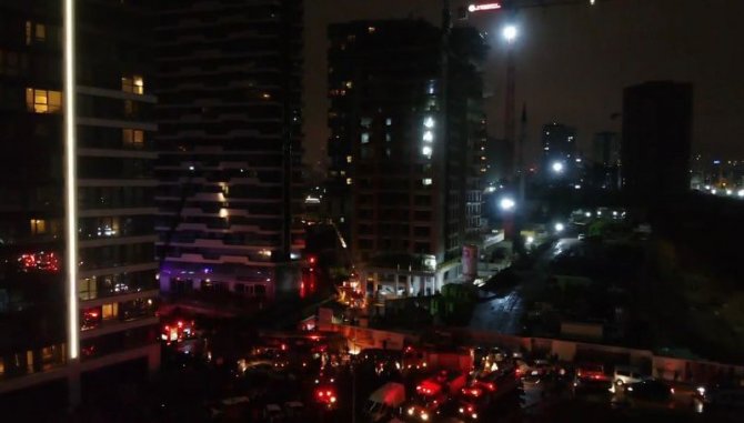 Kadıköy’de Yanan 24 Katlı Rezidans Havadan Görüntülendi