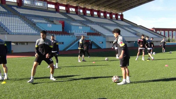Kars 36 Spor Palandöken’i Bekliyor
