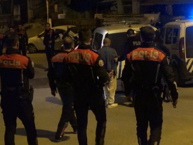 Damat Ve Kayınbaba Arasındaki Tartışma Kanlı Bitti: 1 Yaralı