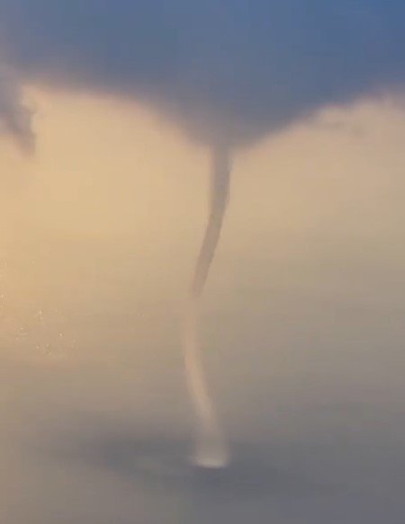 Antalya’da Aynı Anda Oluşan 2 Hortum Korkuttu