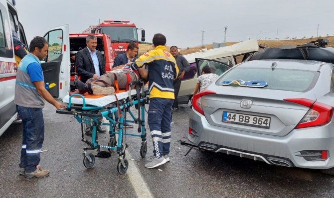 Malatya’da Feci Kaza: 1 Ölü, 4 Yaralı