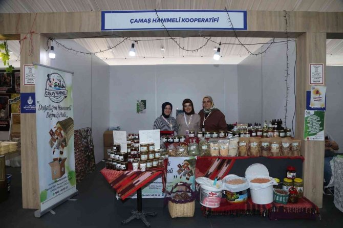 Ordu’nun Üreten Kadınları İ̇stanbul’da Stant Açtı