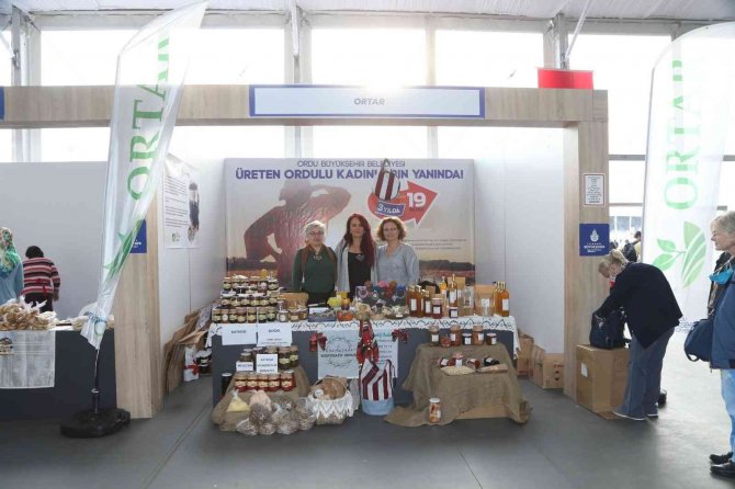 Ordu’nun Üreten Kadınları İ̇stanbul’da Stant Açtı