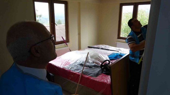 Şehit Ailesinin Evinin Bakımını Yaptılar